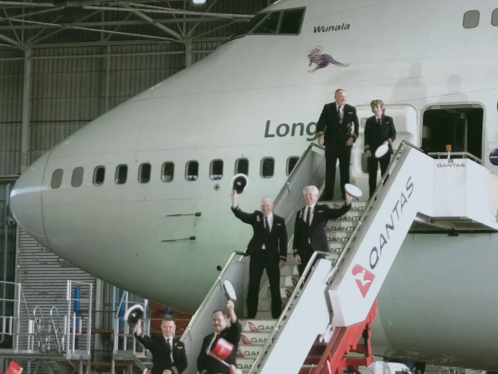 BIttersweet farewell for last Qantas 747