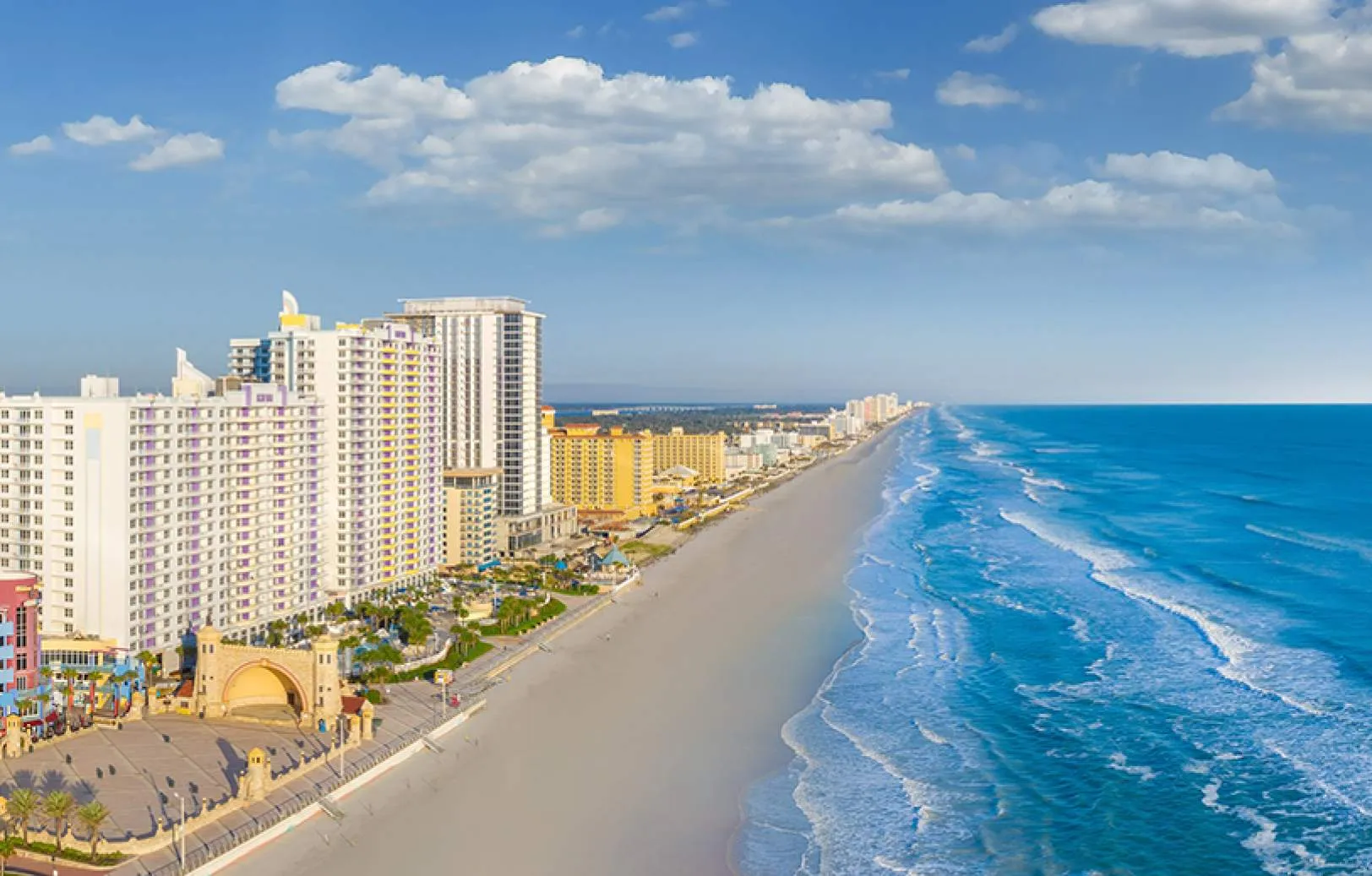 5 reasons to vacation in Daytona Beach