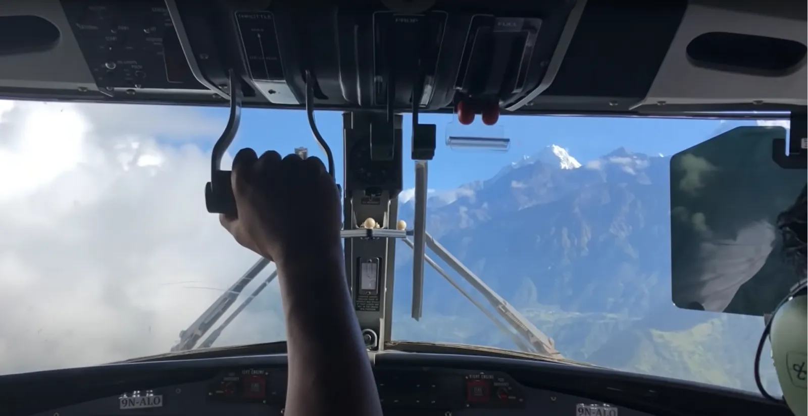 Stunning video of landing at Lukla - the world's most dangerous airport