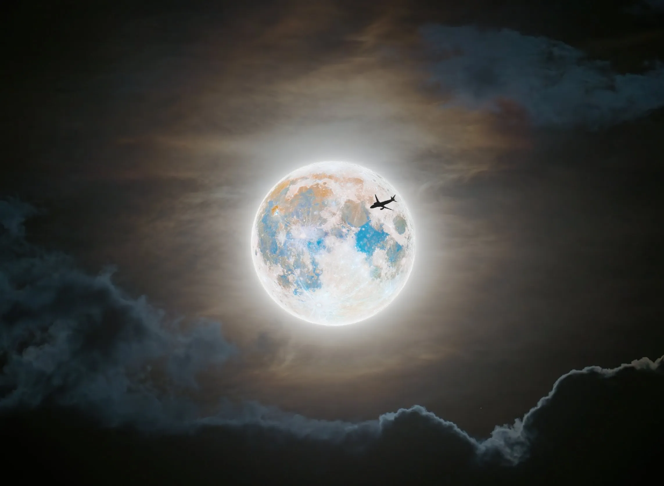 JetBlue A320 And The Super Moon