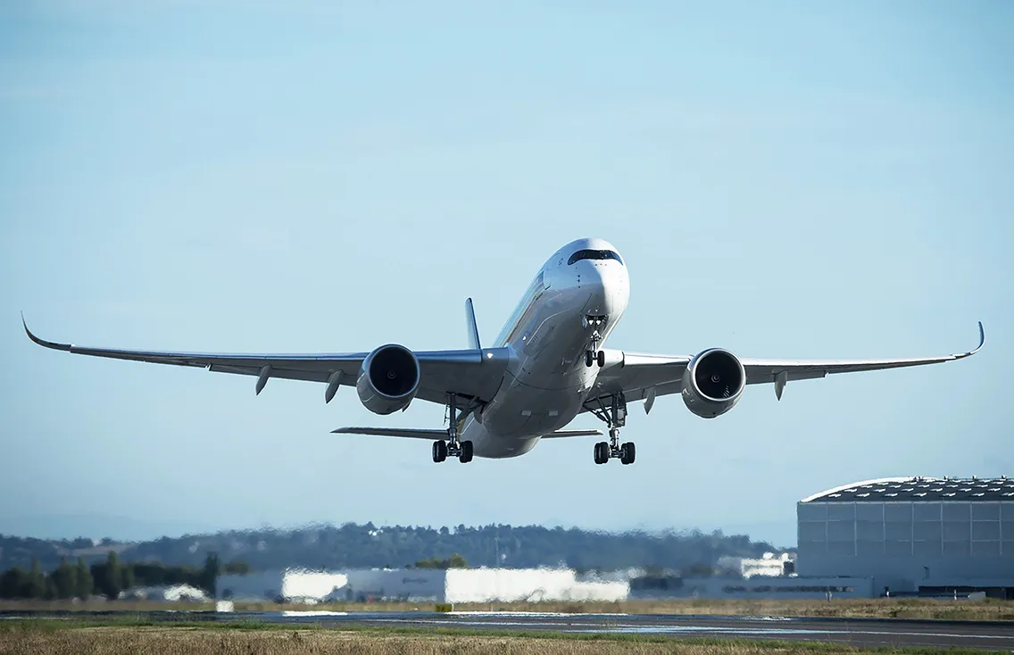 The world's longest flight: then and now