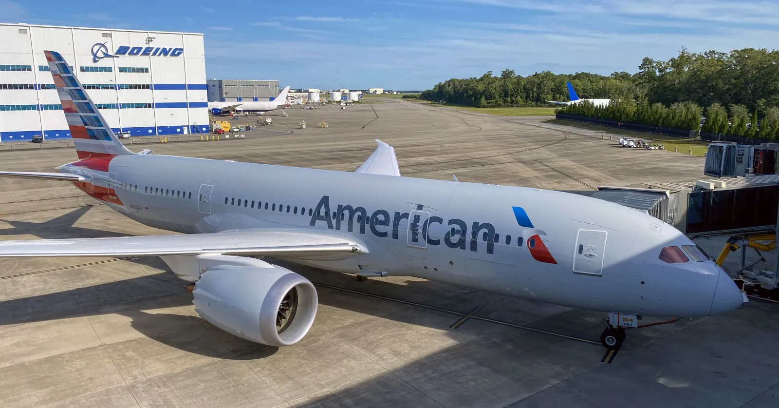 AMERICAN TAKES DELIVERY OF 787 AS DELIVERIES RESTART