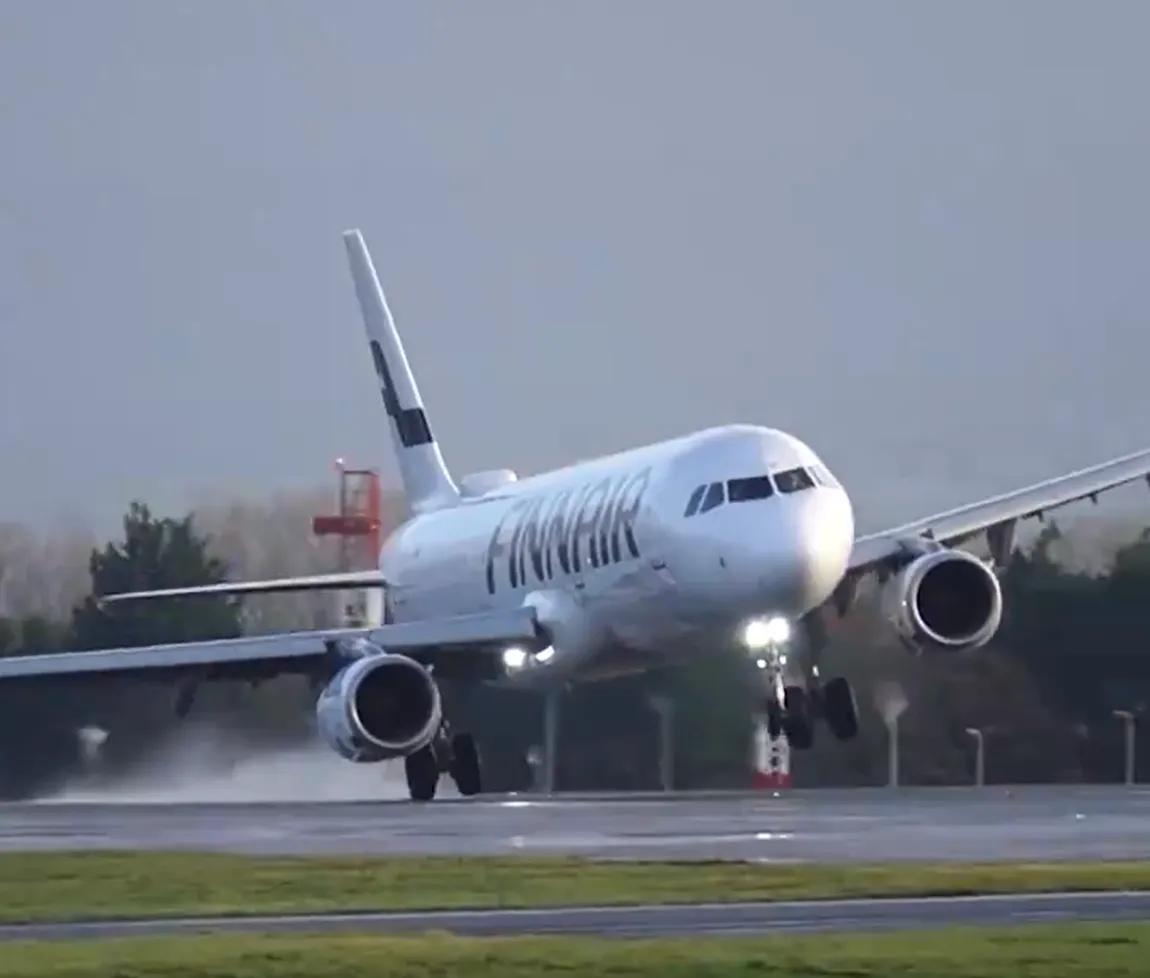 Incredible Landing By Finnair Pilots