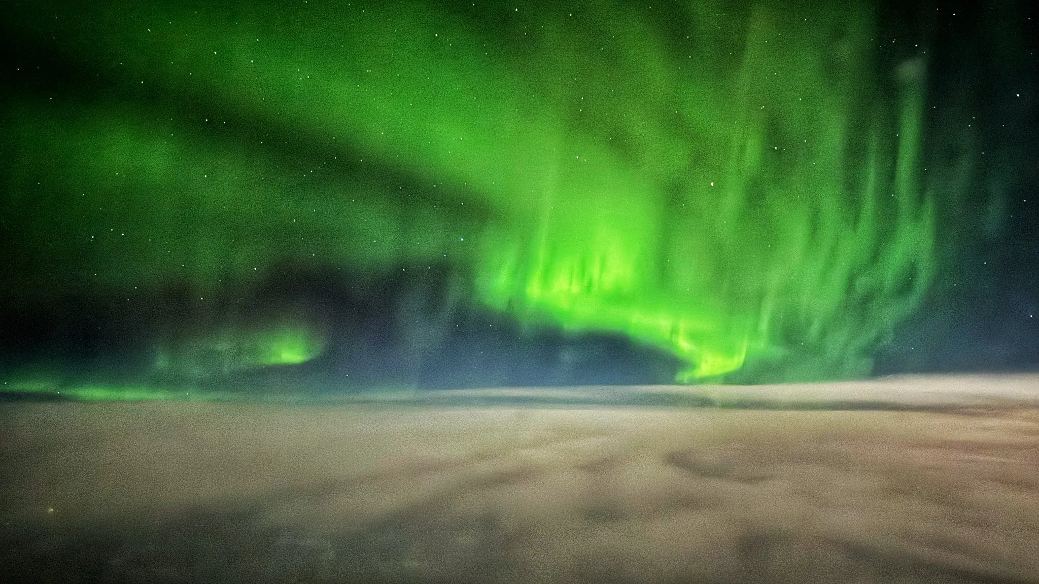 Stunning Images of the Northern Lights From An Airbus A350