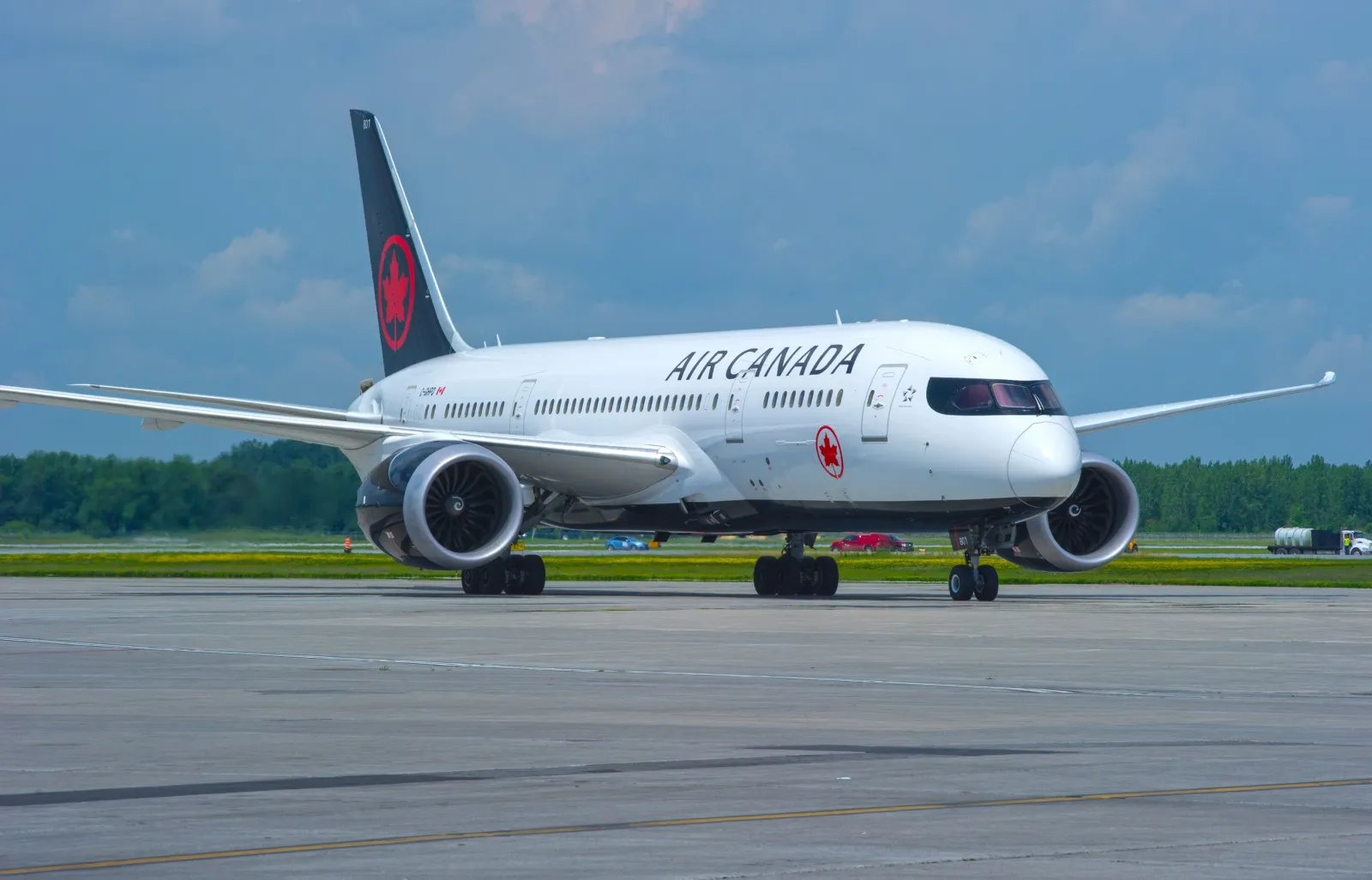 Air Canada joins WestJet in slashing capacity