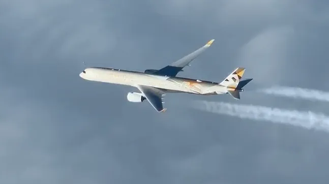 Etihad Airways 50th Year A350 from 38,000ft