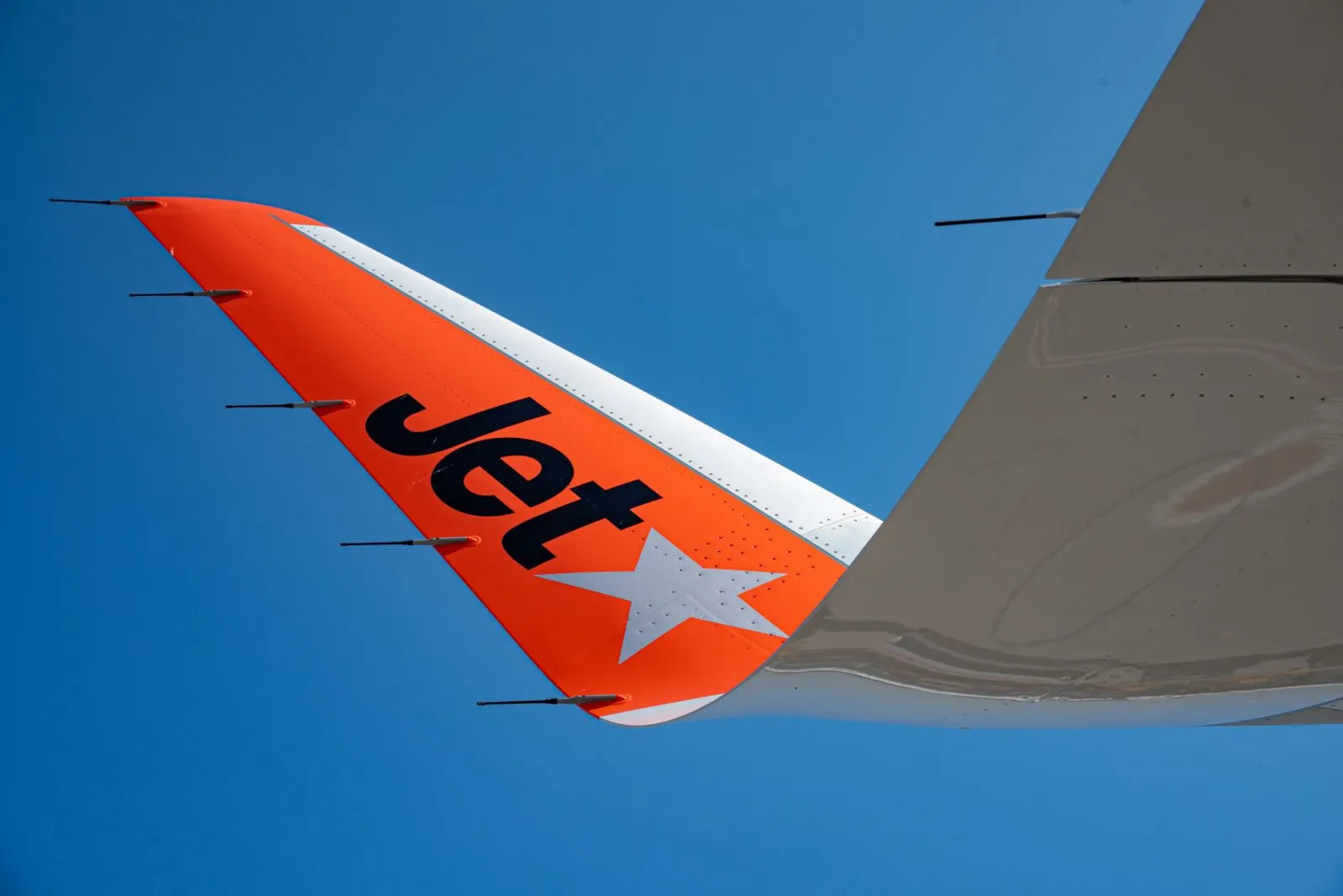 GT's Radar Slams Whinging Jetstar Passengers