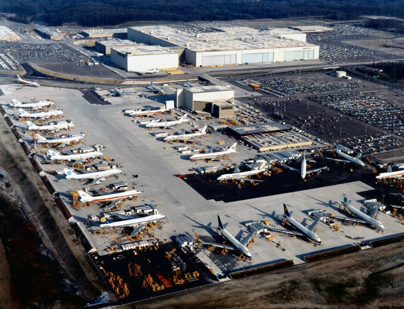 Engine Problems Almost Grounded Early 747s