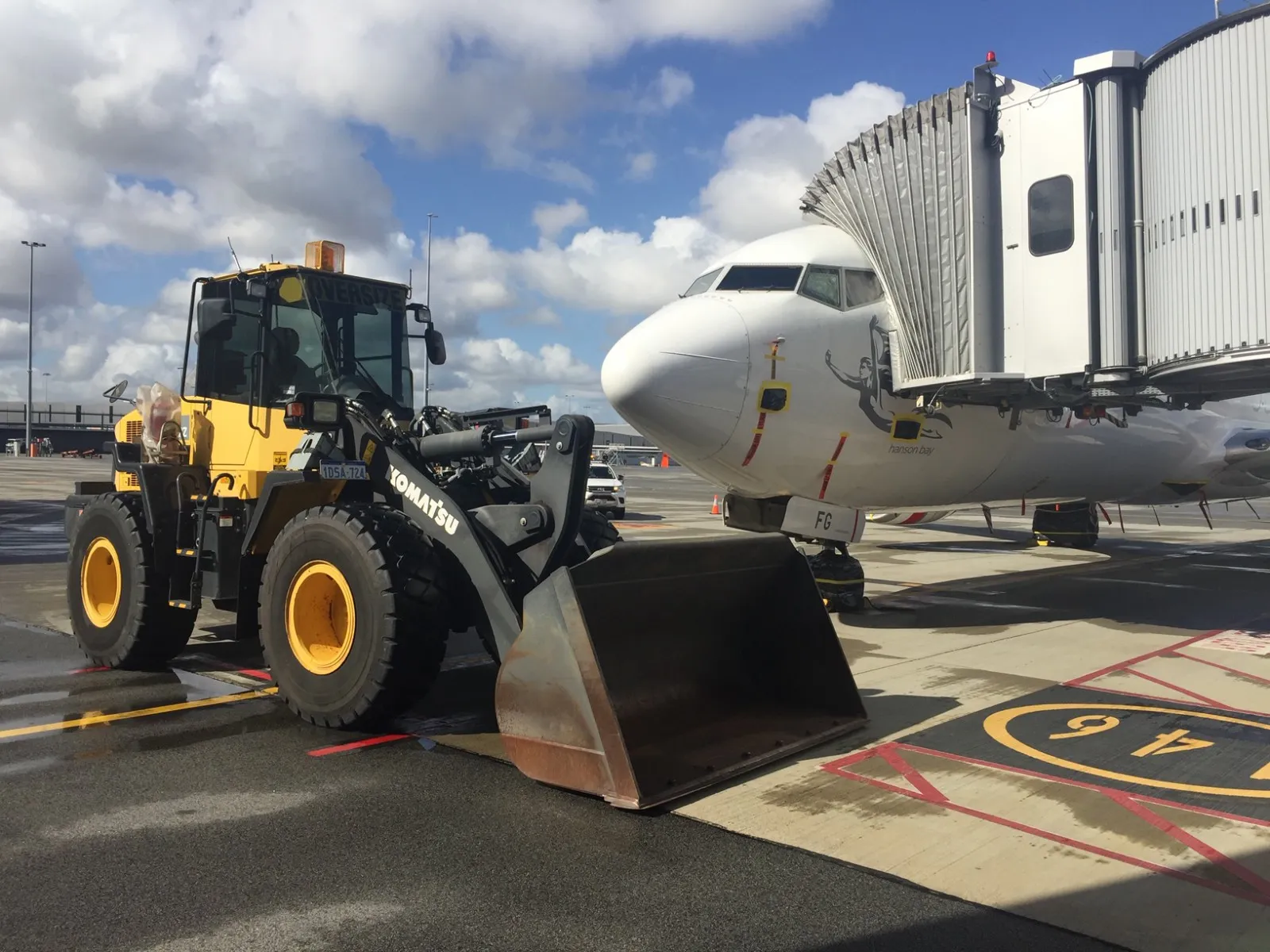 Airport blocks Virgin Australia plane with bulldozer