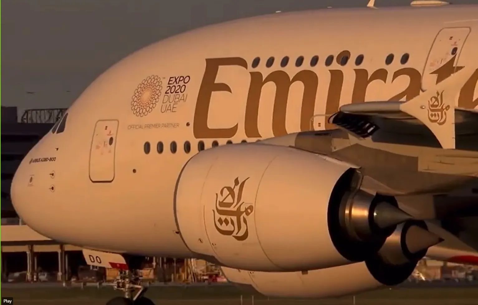 Magnificent Video Of An Emirates A380 At Sunset