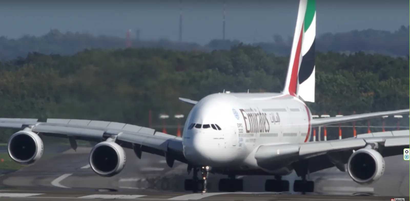 Stunning Videos Of Emirates A380 Crosswind Landings