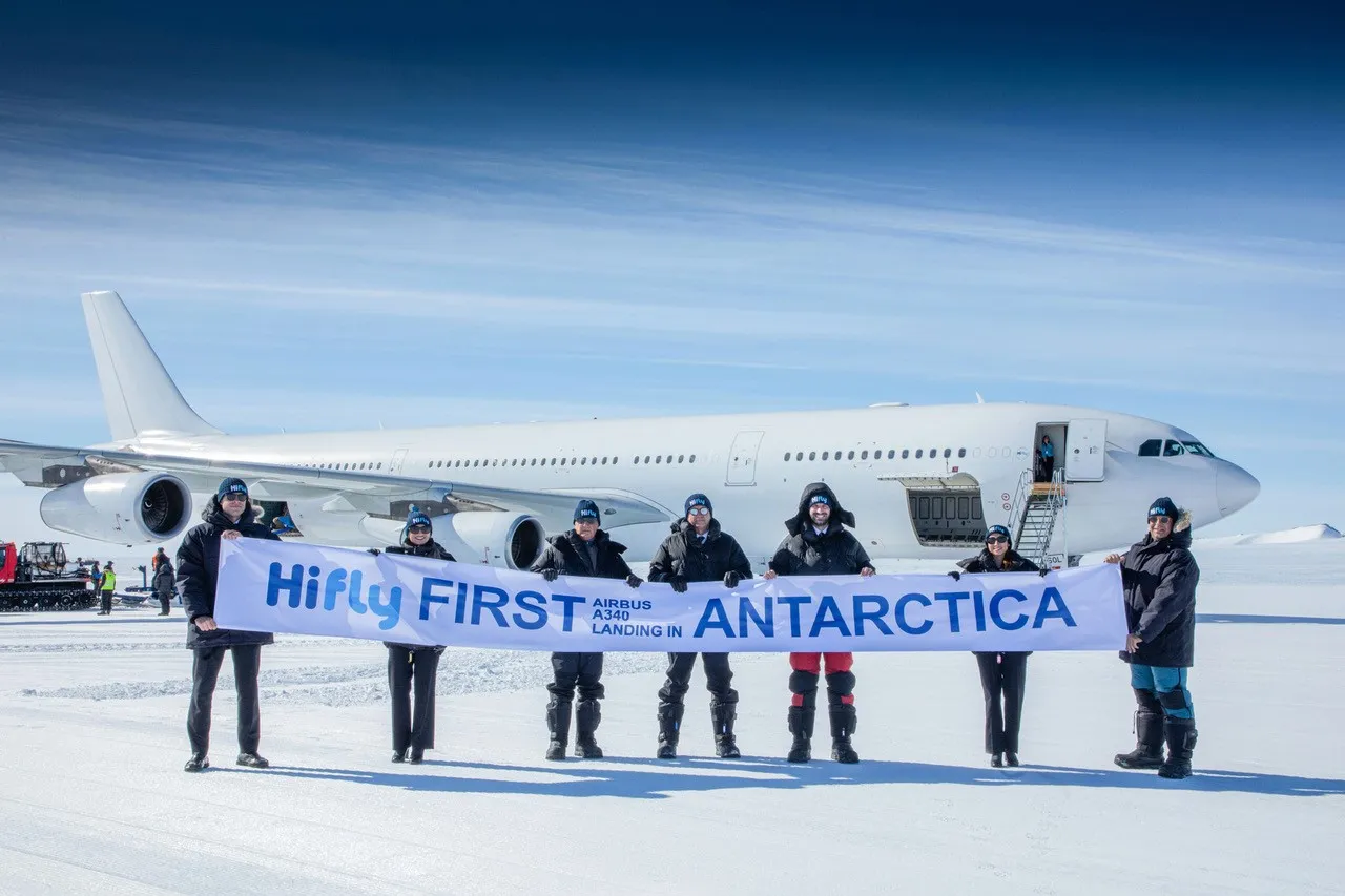 Antarctic Tourist Flights Prove Successful