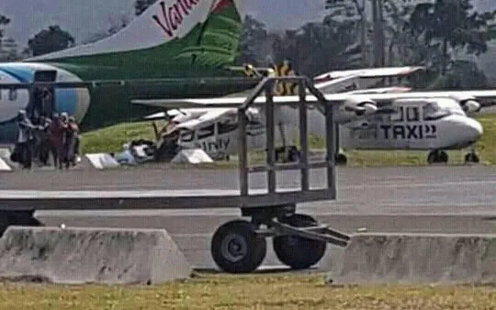 Air Vanuatu ATR pilots reported no control prior to hitting planes