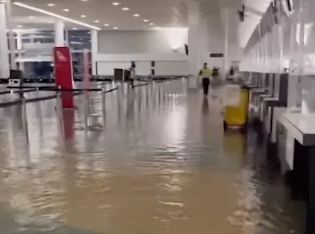 Air NZ Working Through Major Flood Disruptions