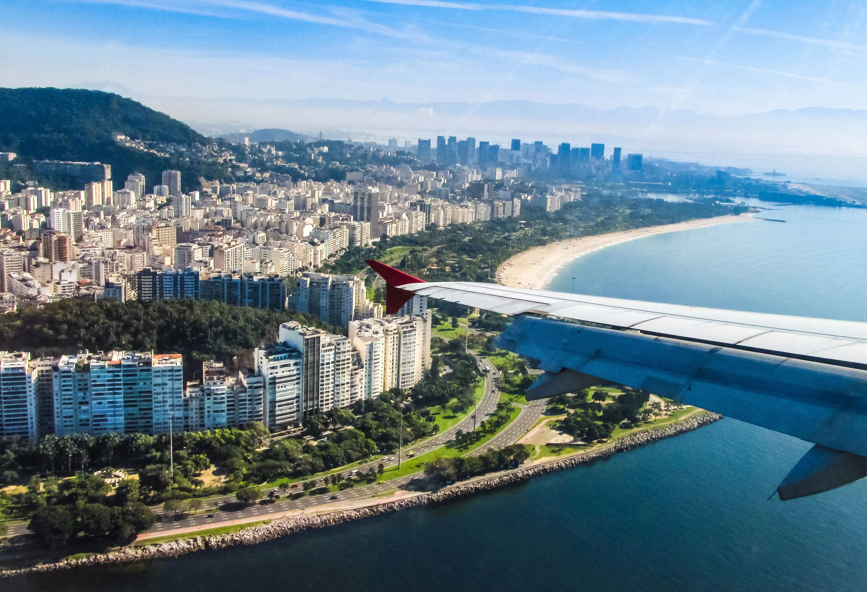 Learn about Rio de Janeiro airports before you decide where to land