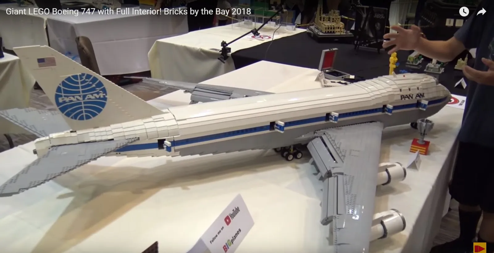 Video of giant 747 made out of 20,000 lego bricks