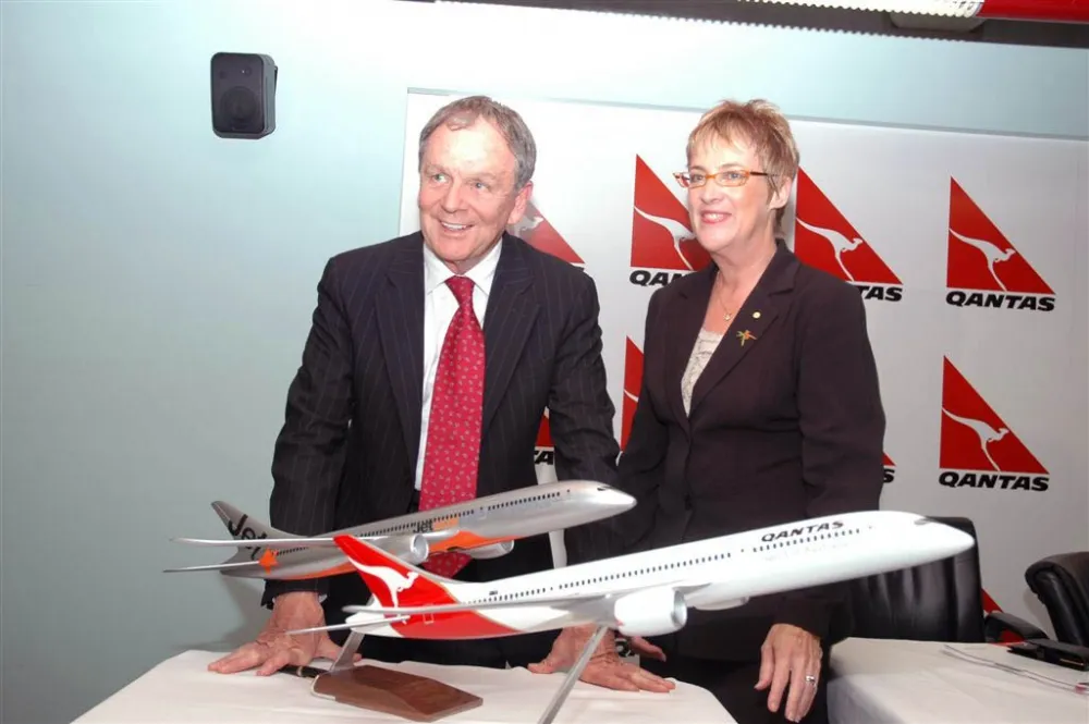 Australia to the UK direct flights with Qantas in 2017?