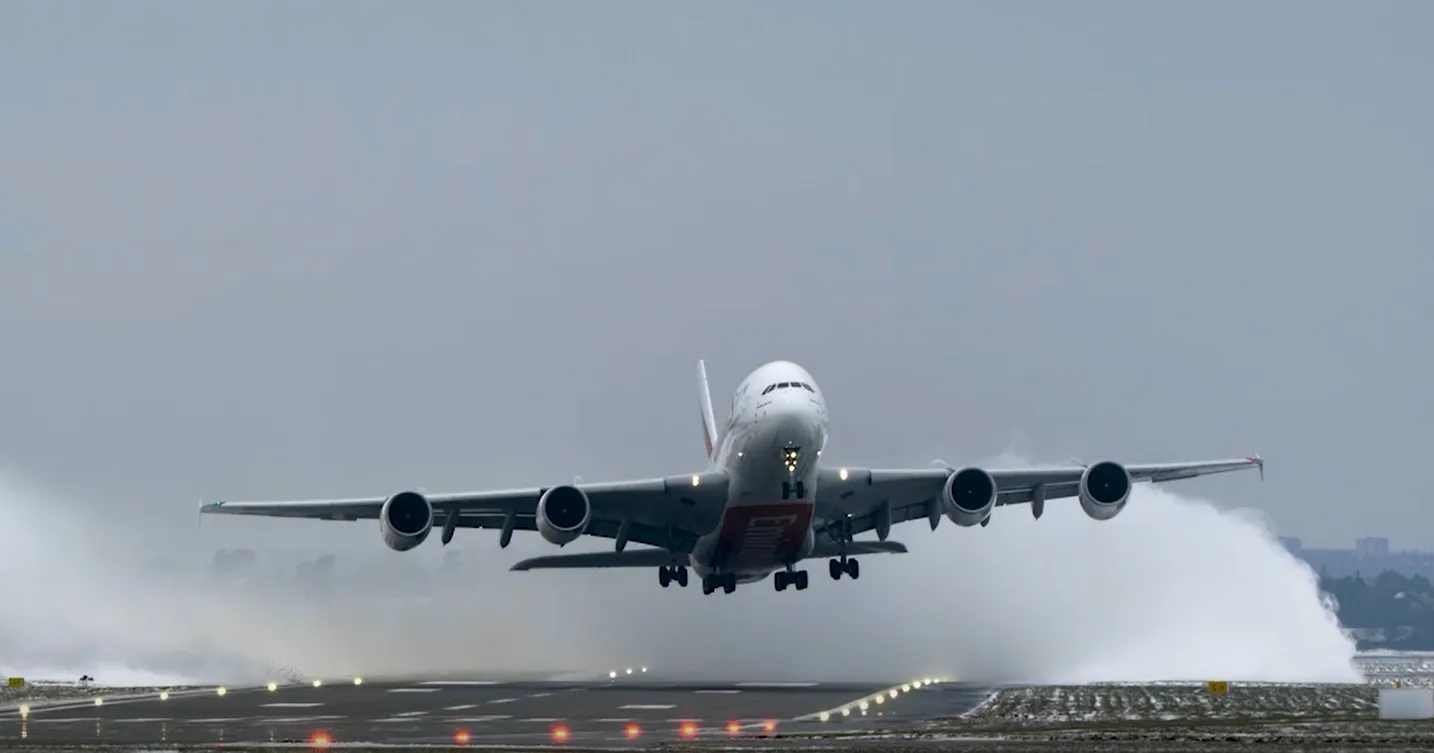 Emirates super jumbo creates snowy blast