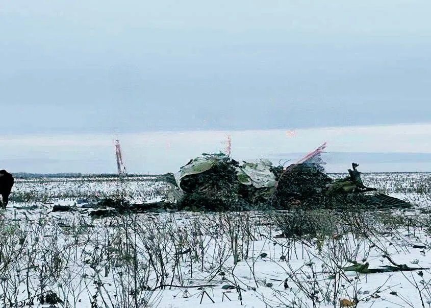 Russian IL-76 Plane Crashes