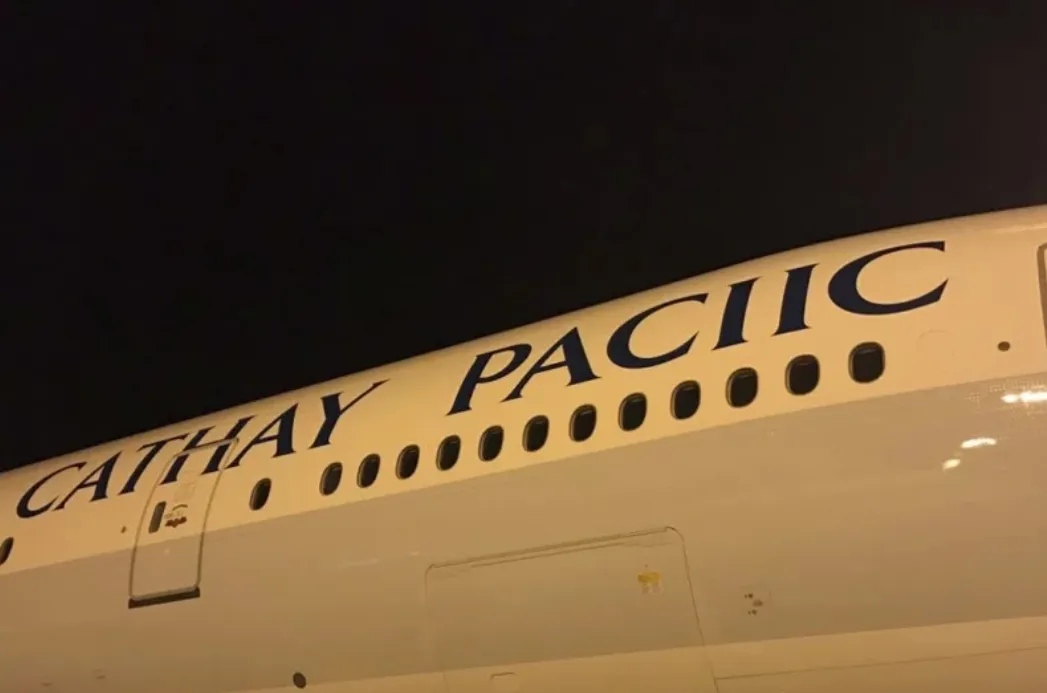 Spelling mistake at Cathay Paciic ignites twitter humor