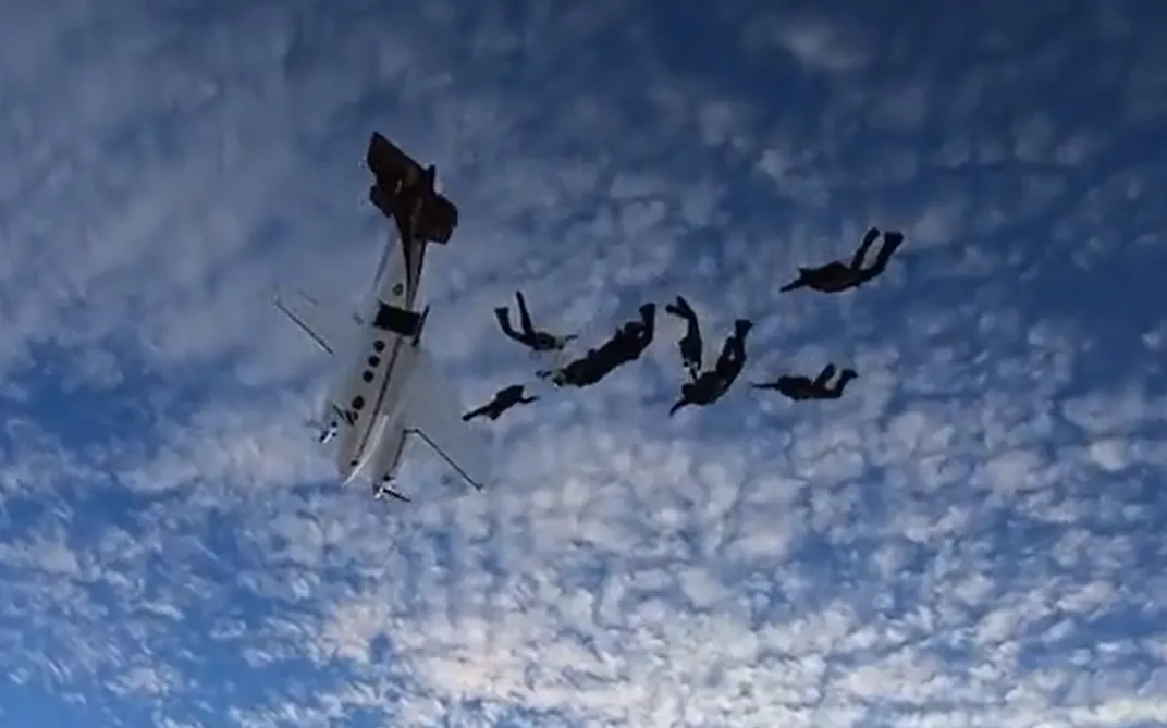 Incredible video of parachute jump aircraft stalling into a spin