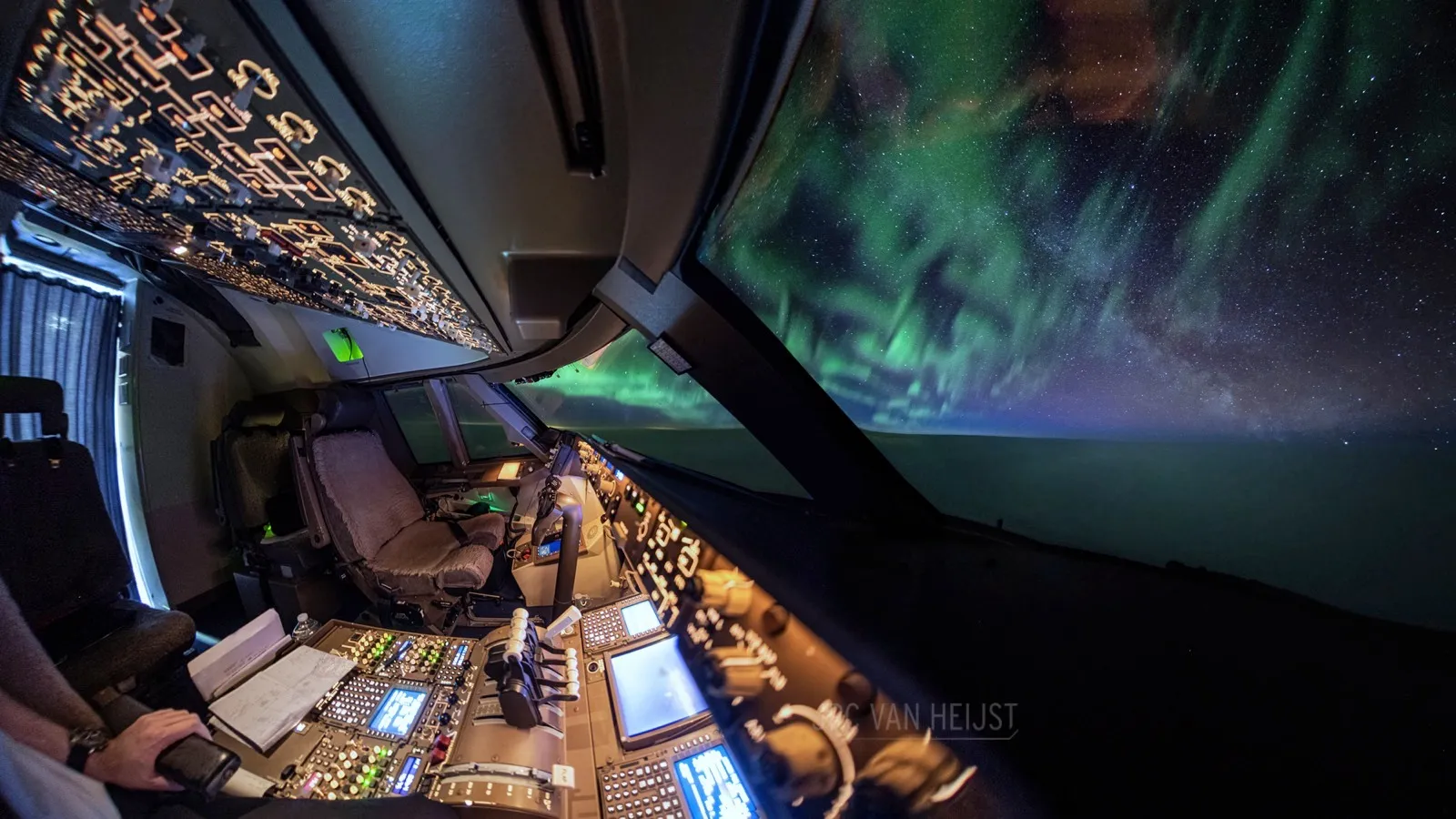 Firey Show Of Northern Lights Over Quebec From 747 Cockpit