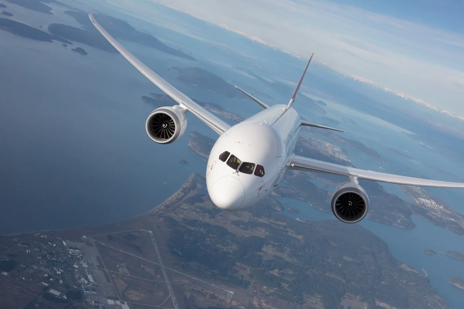 Spectacular images of Qantas' Boeing 787 Quokka