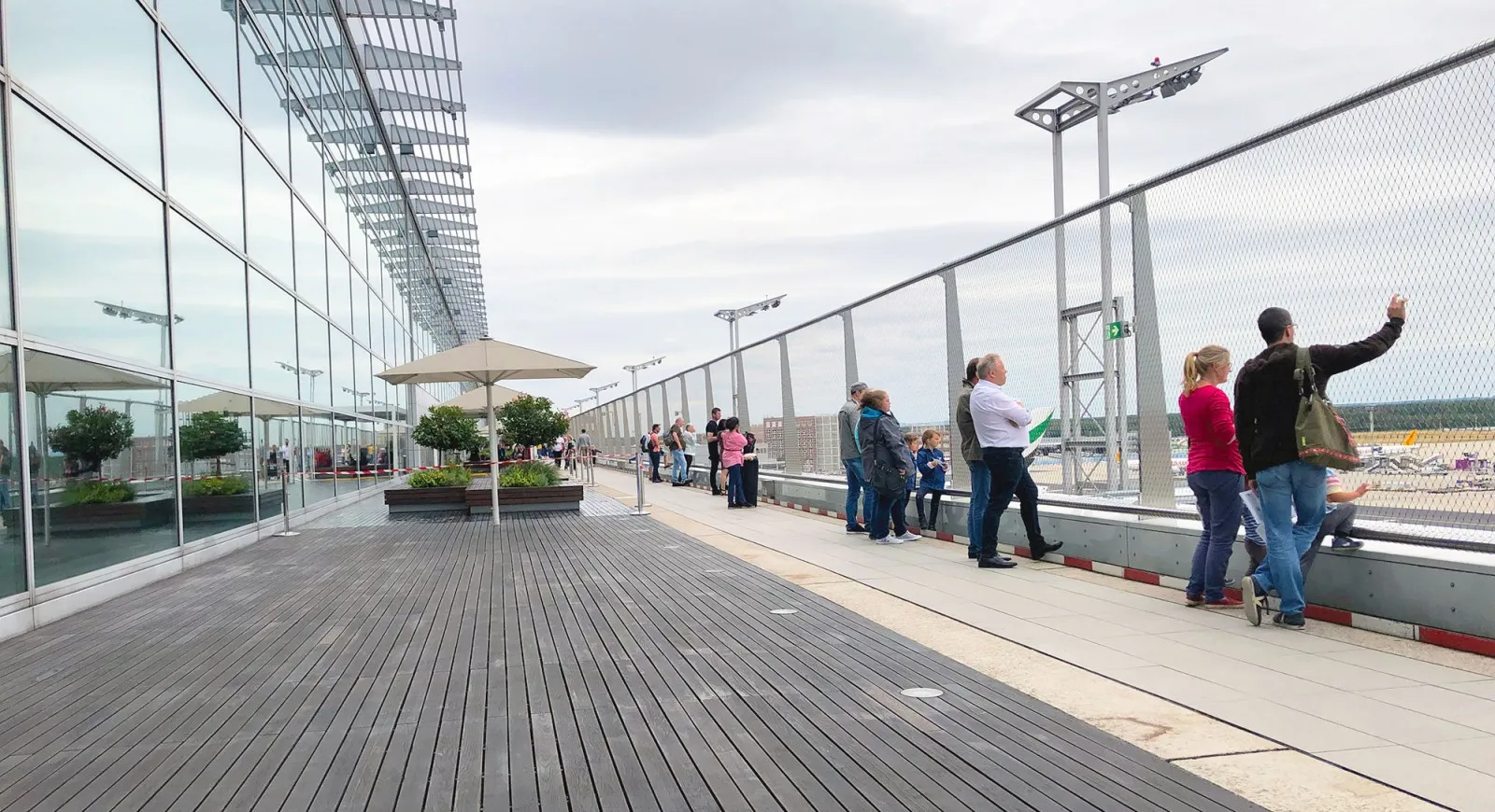 The Best Airport Viewing Platforms: A Guide for aviation enthusiasts