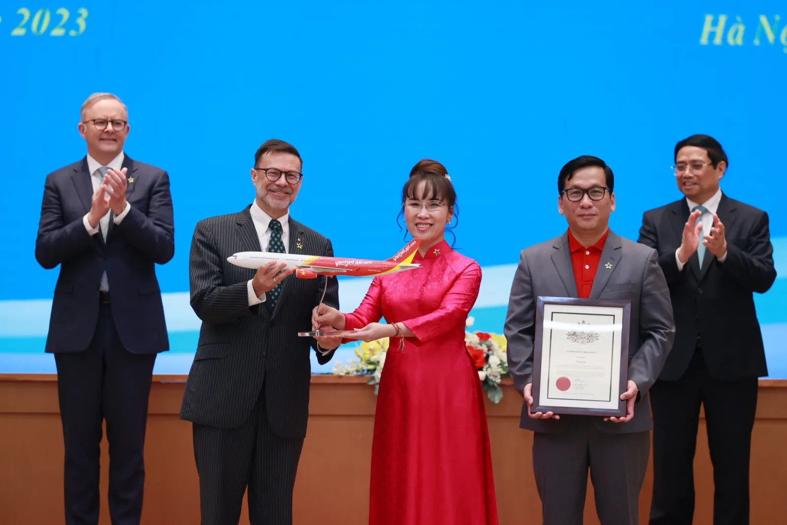 Australia's PM Lauds VietJet's New Services