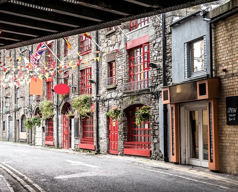 Eat, Drink and Dance in Ireland;s Friendliest City