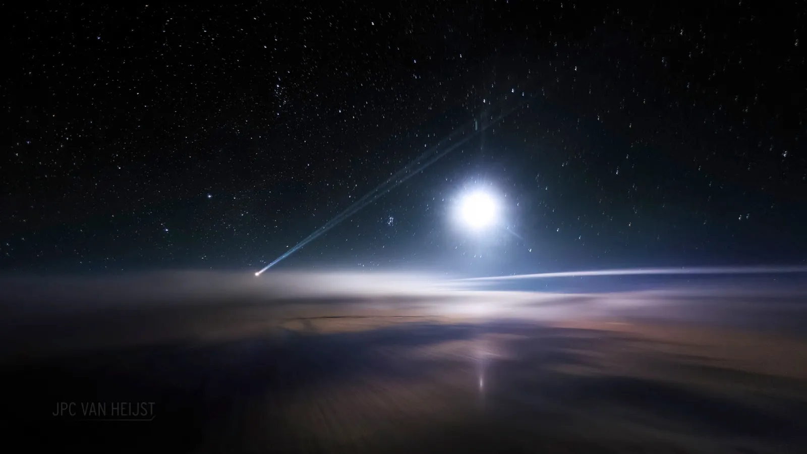 Magic Moon Photo From A Boeing 747