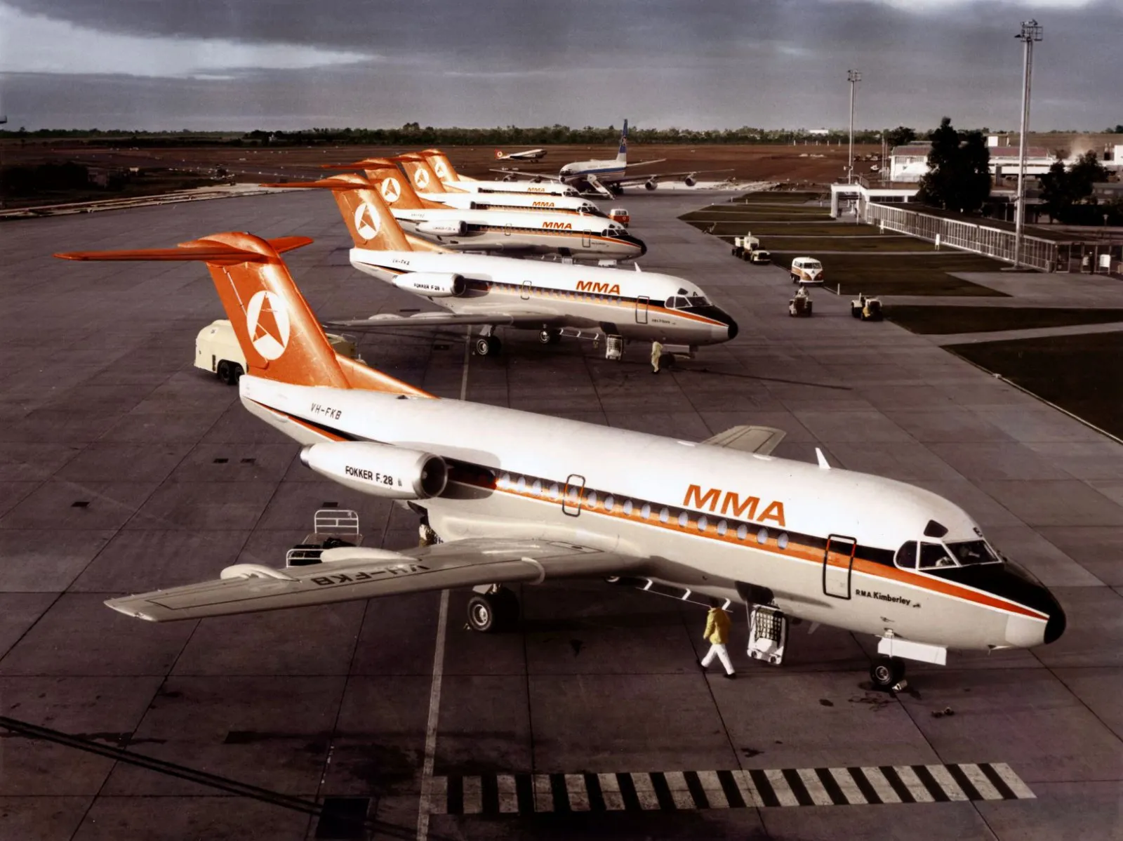 Who hasn't met the F-28 Fokker?