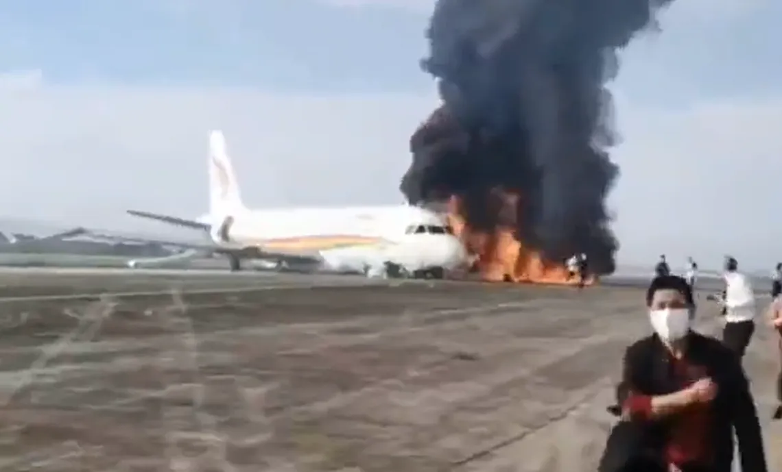 Miracle Tibet Airlines crash with all passengers and crew safe