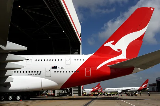 Workplace watchdog orders Qantas to improve aircraft cleaning