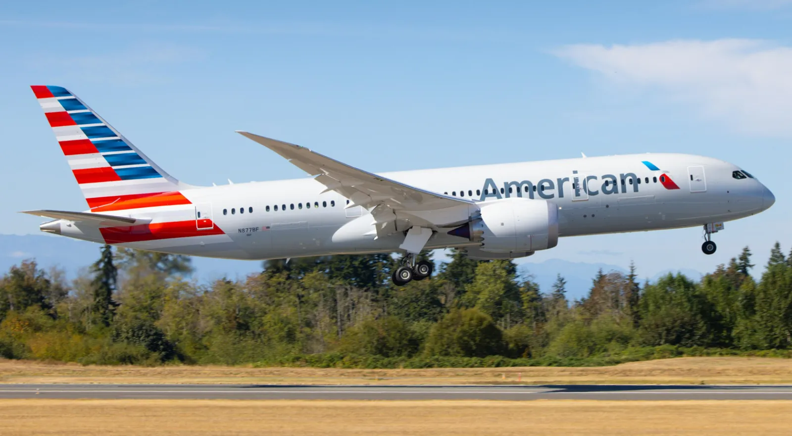 American Airlines takes 50th 787