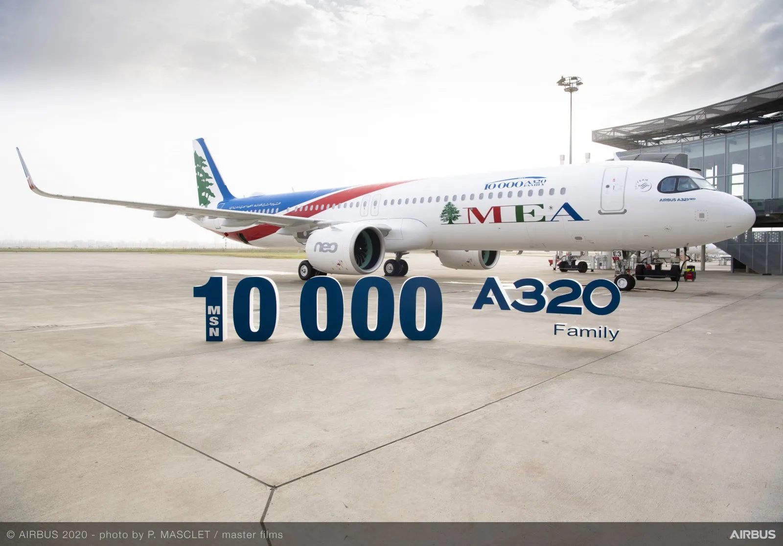 Airbus delivers its 10,000th A320 family aircraft.